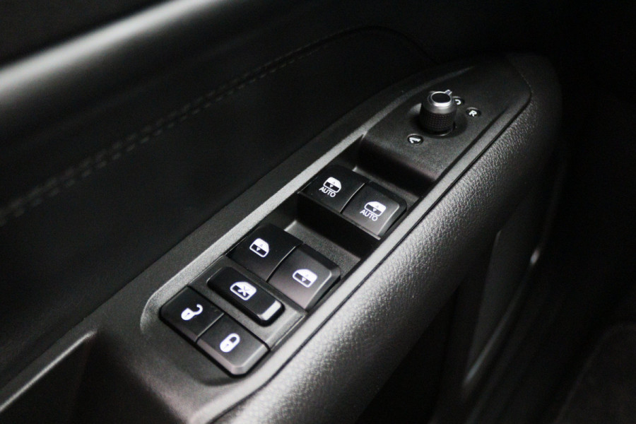 Jeep Compass 4xe 190 Plug-in Hybrid Electric Night Eagle 360° Camera, ACC, Apple Carplay, Virtual Cockpit, PDC, 18''