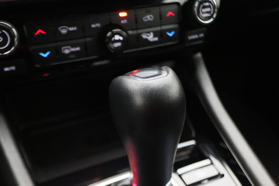 Jeep Compass 4xe 190 Plug-in Hybrid Electric Night Eagle 360° Camera, ACC, Apple Carplay, Virtual Cockpit, PDC, 18''