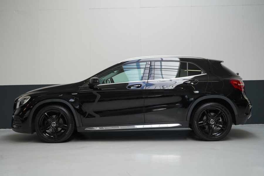 Mercedes-Benz GLA 200 Premium Plus AMG pakket | Leder | Sportstoelen | Camera | Navigatie | Unieke km-stand