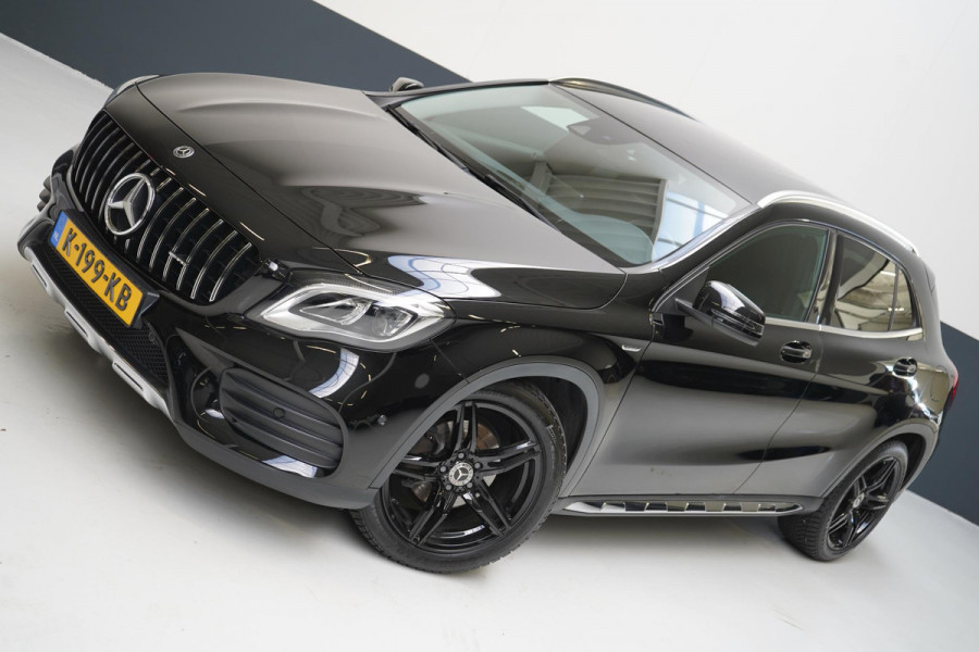 Mercedes-Benz GLA 200 Premium Plus AMG pakket | Leder | Sportstoelen | Camera | Navigatie | Unieke km-stand