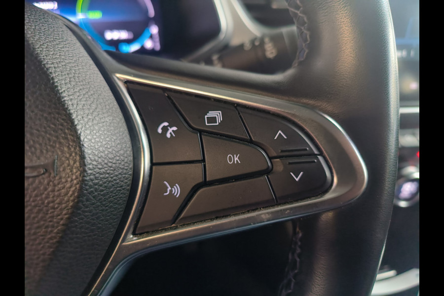 Renault Captur 1.6 E-Tech Plug-in Hybrid 160 Intens uit 2022 Rijklaar + 12 maanden Bovag-garantie Henk Jongen Auto's in Helmond,  al 50 jaar service zoals 't hoort!