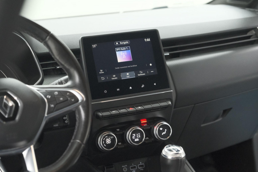 Renault Clio TCe 100 Intens | Navigatie | Apple Carplay | Parkeersensoren