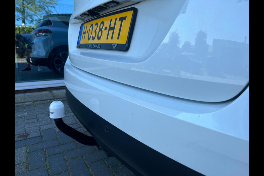 Renault Scénic 1.3 TCe Bose - Automaat - Navi - Climate - Trekhaak