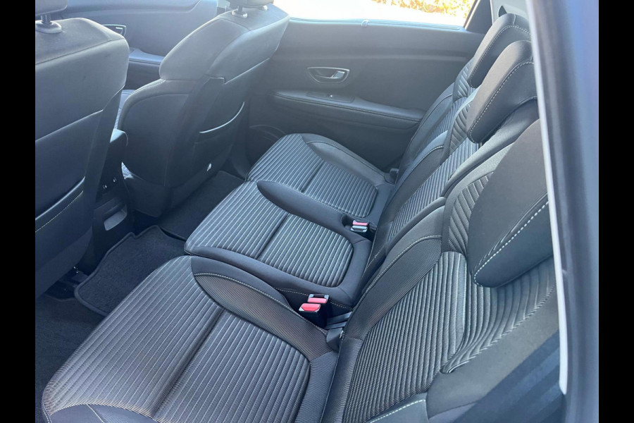 Renault Scénic 1.3 TCe Bose - Automaat - Navi - Climate - Trekhaak