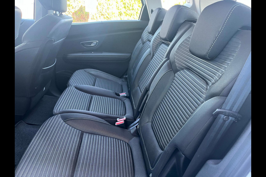 Renault Scénic 1.3 TCe Bose - Automaat - Navi - Climate - Trekhaak