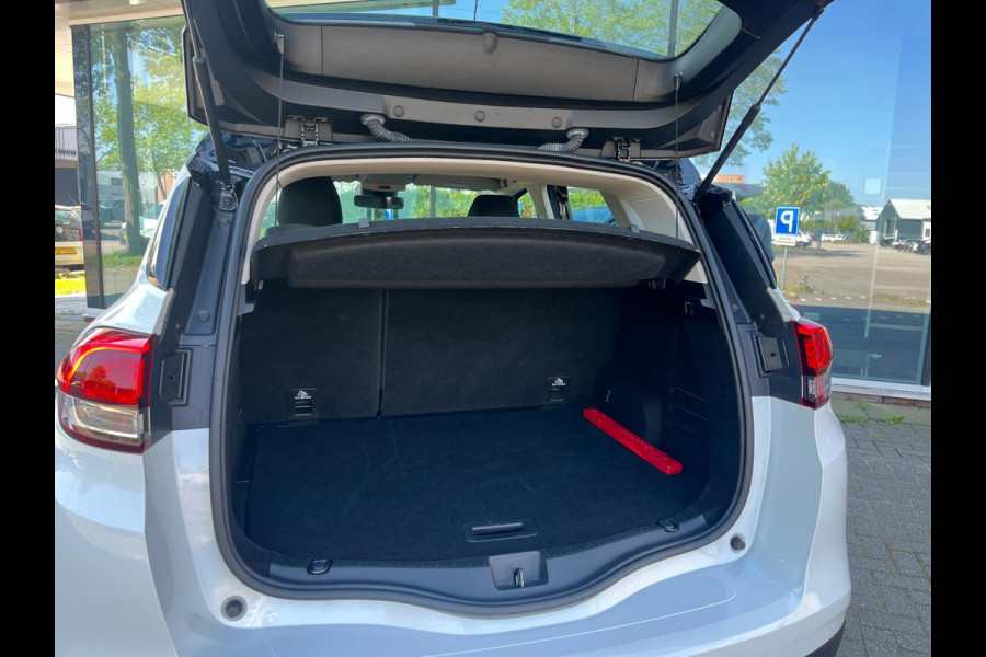 Renault Scénic 1.3 TCe Bose - Automaat - Navi - Climate - Trekhaak