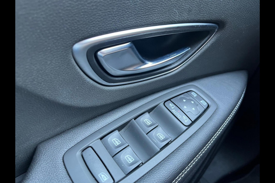 Renault Scénic 1.3 TCe Bose - Automaat - Navi - Climate - Trekhaak