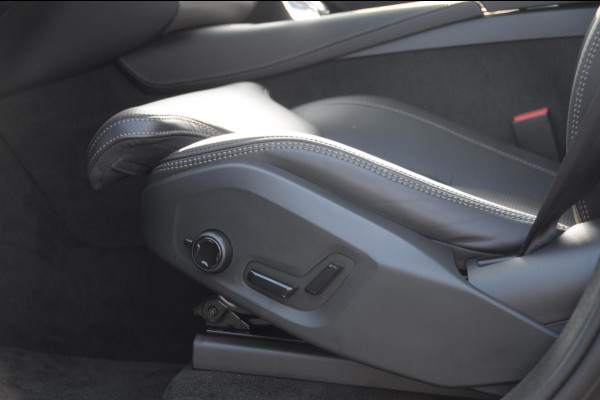 Volvo XC90 T8 455PK Recharge AWD Ultra Dark Long range / Luchtvering / Bowers & Wilkins/ Polestar Tuning / HEICO verlaging / Trekhaak / Head-up display / Stoelverwarming en ventilatie / Massagestoelen / Memory seats / Adaptive cruise control / 360 Camera /