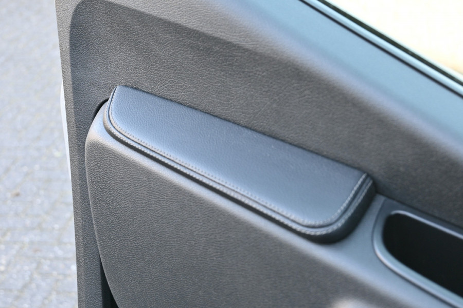 Mercedes-Benz Sprinter 315 CDI L2H1 RWD 3500 kg trekhaak, Geveerde stoel, MBUX 10.25, Werkplaats inrichting