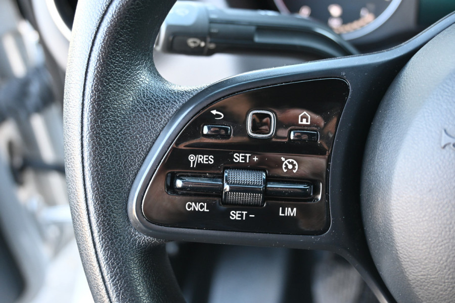 Mercedes-Benz Sprinter 315 CDI L2H1 RWD 3500 kg trekhaak, Geveerde stoel, MBUX 10.25, Werkplaats inrichting