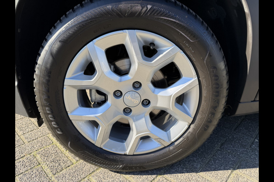 Jeep Avenger 100pk Altitude (Camera - Keyless Entry - Adaptieve Cruise Controle - Elektrische Klep - JBL - LED - 17"incl 4S - Automatische Ai