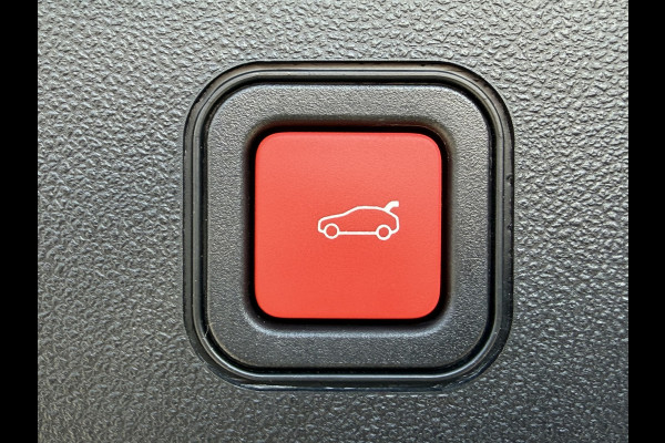 Jeep Avenger 100pk Altitude (Camera - Keyless Entry - Adaptieve Cruise Controle - Elektrische Klep - JBL - LED - 17"incl 4S - Automatische Ai