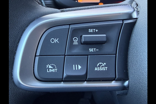 Jeep Avenger 100pk Altitude (Camera - Keyless Entry - Adaptieve Cruise Controle - Elektrische Klep - JBL - LED - 17"incl 4S - Automatische Ai