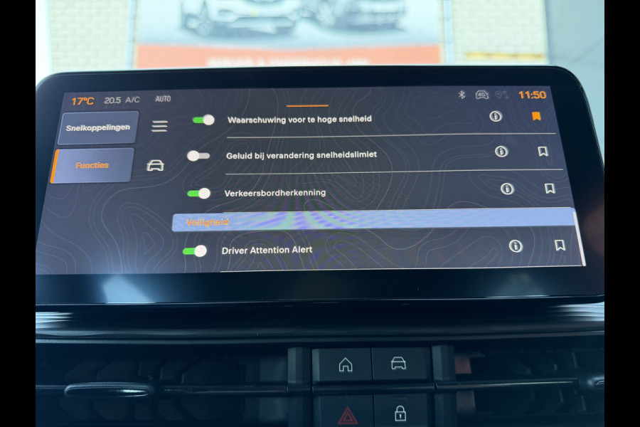 Jeep Avenger 100pk Altitude (Camera - Keyless Entry - Adaptieve Cruise Controle - Elektrische Klep - JBL - LED - 17"incl 4S - Automatische Ai