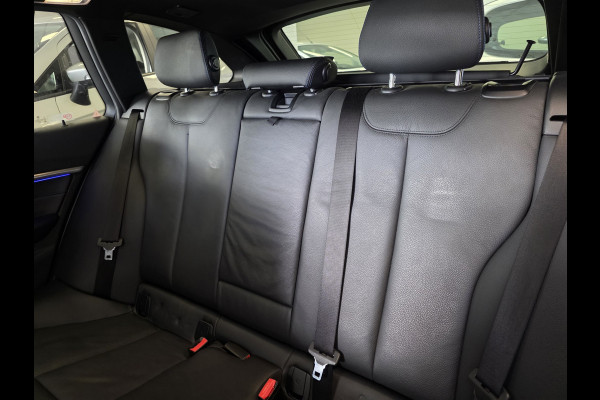 BMW 3 Serie 318i M-Sport Corporate Lease Automaat – NAP – Vol Opties –