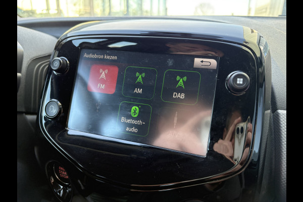 Peugeot 108 1.0 e-VTi Allure 5-drs. KEYLESS/CAMERA/CLIMA/CARPLAY/LIMITER