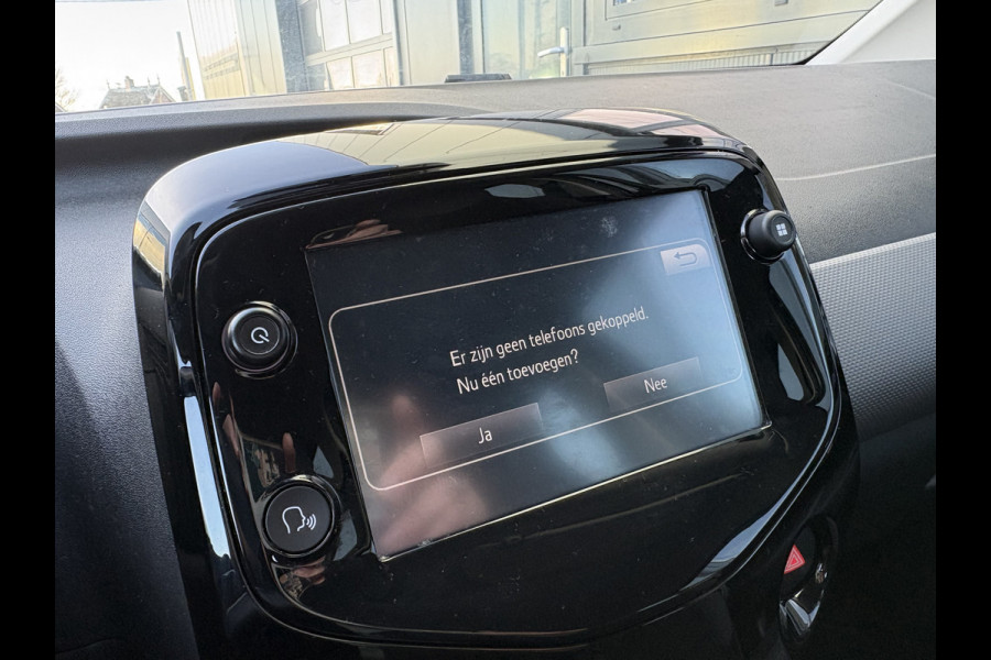 Peugeot 108 1.0 e-VTi Allure 5-drs. KEYLESS/CAMERA/CLIMA/CARPLAY/LIMITER