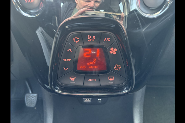 Peugeot 108 1.0 e-VTi Allure 5-drs. KEYLESS/CAMERA/CLIMA/CARPLAY/LIMITER