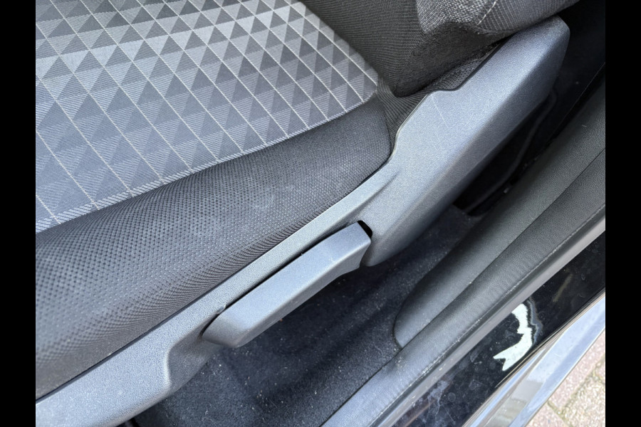 Peugeot 108 1.0 e-VTi Allure 5-drs. KEYLESS/CAMERA/CLIMA/CARPLAY/LIMITER