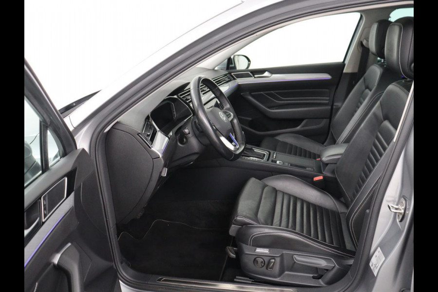 Volkswagen Passat 1.4 TSI PHEV GTE | Panoramadak | Nappleder | Stoelverwarming | Trekhaak | 360 Camera | Adaptive cruise | Virtual Cockpit | Matrix LED | Carplay | Navigatie | Plug In