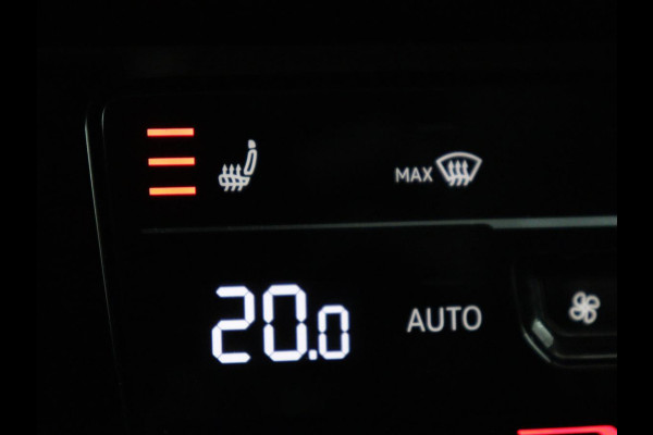 Volkswagen Passat 1.4 TSI PHEV GTE | Panoramadak | Nappleder | Stoelverwarming | Trekhaak | 360 Camera | Adaptive cruise | Virtual Cockpit | Matrix LED | Carplay | Navigatie | Plug In