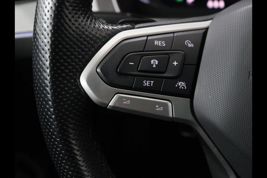 Volkswagen Passat 1.4 TSI PHEV GTE | Panoramadak | Nappleder | Stoelverwarming | Trekhaak | 360 Camera | Adaptive cruise | Virtual Cockpit | Matrix LED | Carplay | Navigatie | Plug In