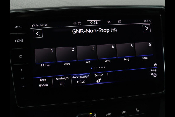 Volkswagen Passat 1.4 TSI PHEV GTE | Panoramadak | Nappleder | Stoelverwarming | Trekhaak | 360 Camera | Adaptive cruise | Virtual Cockpit | Matrix LED | Carplay | Navigatie | Plug In