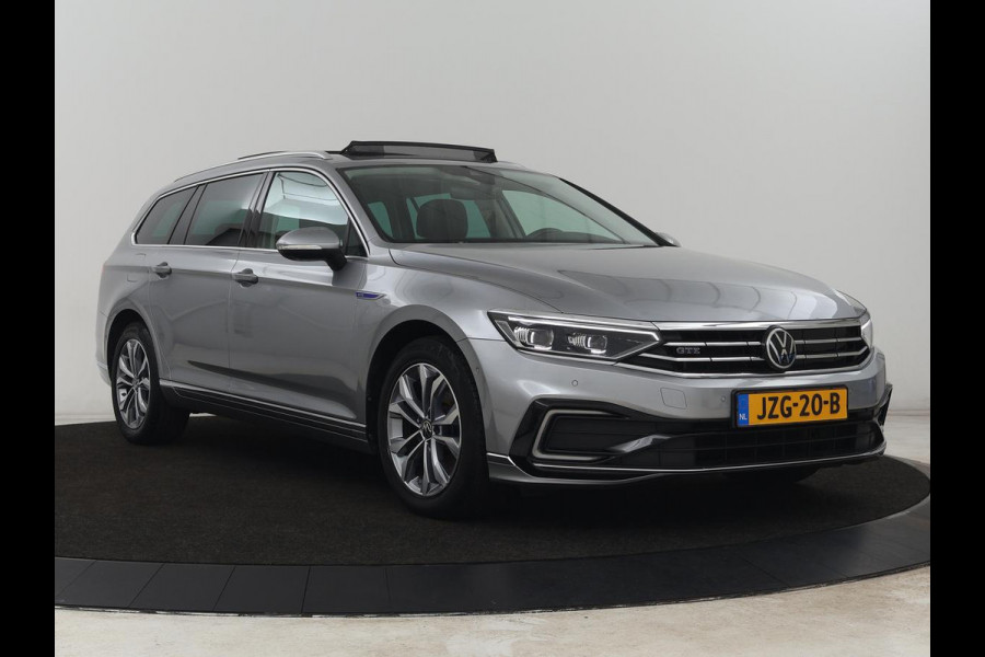 Volkswagen Passat 1.4 TSI PHEV GTE | Panoramadak | Nappleder | Stoelverwarming | Trekhaak | 360 Camera | Adaptive cruise | Virtual Cockpit | Matrix LED | Carplay | Navigatie | Plug In