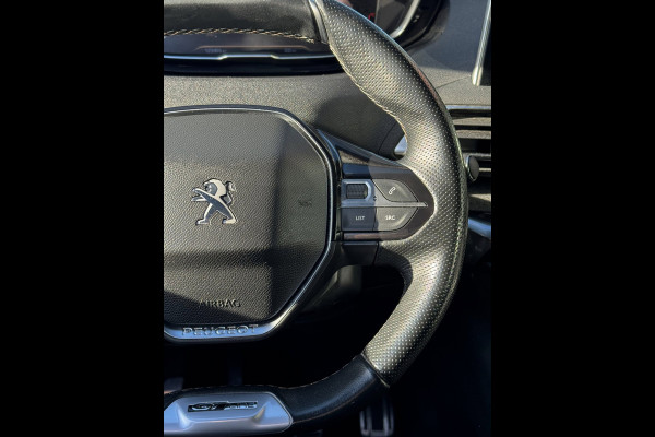 Peugeot 3008 1.2 PureTech GT Line - Panorama dak I Navigatie / Apple CarPlay I Airco I 1/2 Leer I Sport pakket I Dealer onderh.