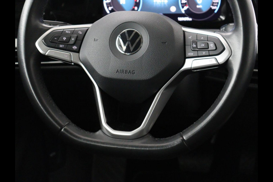 Volkswagen Golf 1.0 eTSI Life | Carplay | Sfeerverlichting | Adaptive cruise | Navigatie | Parkeerhulp | Full LED | Climate control | Bluetooth