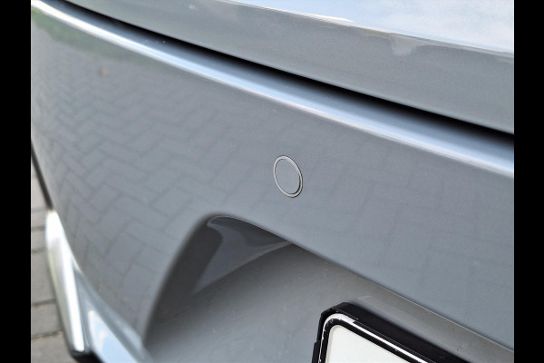 Lexus LBX 1.5 Hybrid Emotion Tech Pack | Leer, Elektrische achterklep, Keyless, Stoel + Stuurverwarming, 18 inch, Privacy glass