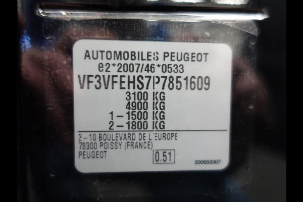 Peugeot Expert 2.0 BlueHDI 145PK L3 Automaat Airco Cruise Navigatie Trekhaak Navigatie Sidebars