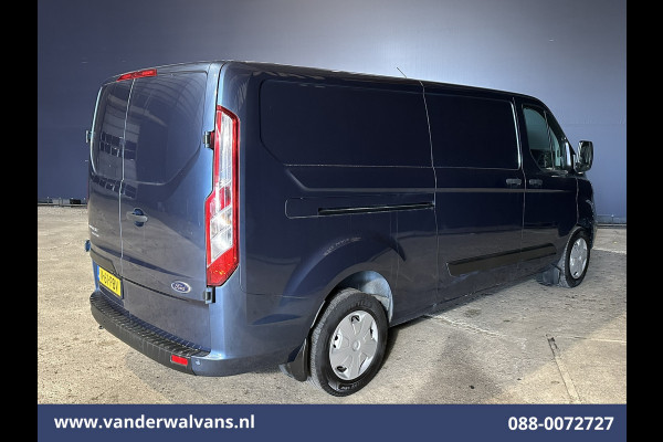 Ford Transit Custom 2.0 TDCI 131pk L2H1 Euro6 Airco | Camera | LED | Cruisecontrol | Verwarmde voorruit Parkeersensoren, Bijrijdersbank, 2800kg trekvermogen