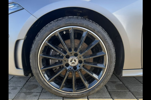 Mercedes-Benz A-Klasse 250e AMG ** MAGNO GRAU MAN - PANO, HuD, MEM, 19-inch LMV, DISTR, MBUX+ ** FULL OPTIONS, 1e EIG ** ** INFORMEER OOK NAAR ONZE AANTREKKELIJKE FINANCIAL-LEASE TARIEVEN **