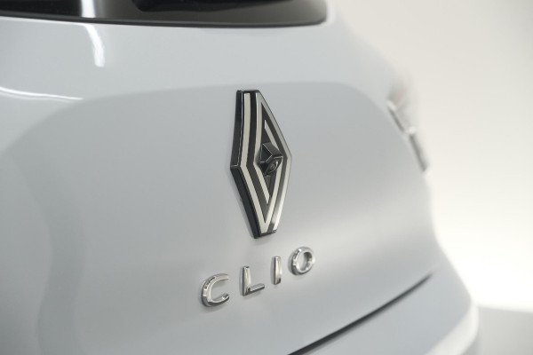 Renault Clio TCe 90 GPF techno | 360 Camera | Adaptieve Cruise Control | 9.3 Inch Groot Scherm | voor- en achtersensoren