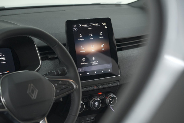 Renault Clio TCe 90 GPF techno | 360 Camera | Adaptieve Cruise Control | 9.3 Inch Groot Scherm | voor- en achtersensoren