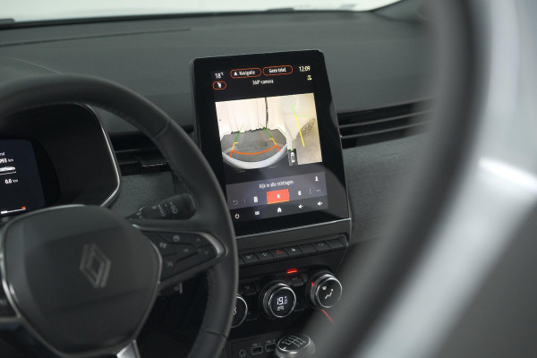 Renault Clio TCe 90 GPF techno | 360 Camera | Adaptieve Cruise Control | 9.3 Inch Groot Scherm | voor- en achtersensoren