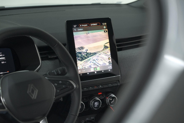 Renault Clio TCe 90 GPF techno | 360 Camera | Adaptieve Cruise Control | 9.3 Inch Groot Scherm | voor- en achtersensoren