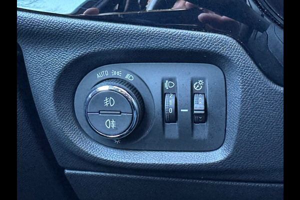 Opel Corsa 1.2 GS Line Automaat Leer Airco Carplay
