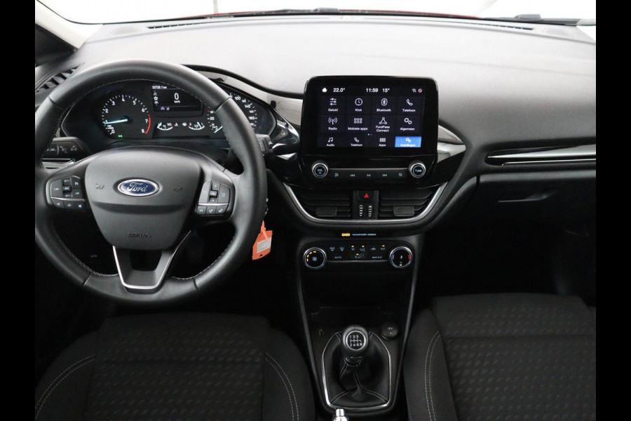 Ford Fiesta 1.0 EcoBoost Titanium | 33.700km NAP | Carplay | Climate control | Parkeerhulp | Cruise control | Full LED | DAB | Bluetooth