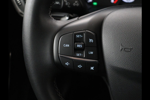 Ford Fiesta 1.0 EcoBoost Titanium | 33.700km NAP | Carplay | Climate control | Parkeerhulp | Cruise control | Full LED | DAB | Bluetooth