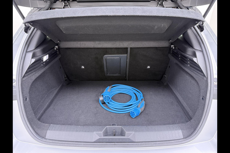 Opel Astra Electric 54 kWh VAN € 27.900,- VOOR € 25.440,- UW LENTEVOORDEEL € 2.460,-! | GS | 3-FASE | SOH 95% | AFNEEMBARE TREKHAAK | NET ONDERHOUD GEHAD / DIRECT LEVERBAAR | STOEL- & STUURVERWARMING | 360° CAMERA | ORIGINEEL NL AUTO |