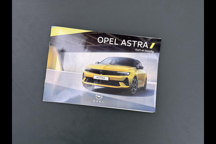 Opel Astra Electric 54 kWh VAN € 27.900,- VOOR € 25.440,- UW LENTEVOORDEEL € 2.460,-! | GS | 3-FASE | SOH 95% | AFNEEMBARE TREKHAAK | NET ONDERHOUD GEHAD / DIRECT LEVERBAAR | STOEL- & STUURVERWARMING | 360° CAMERA | ORIGINEEL NL AUTO |
