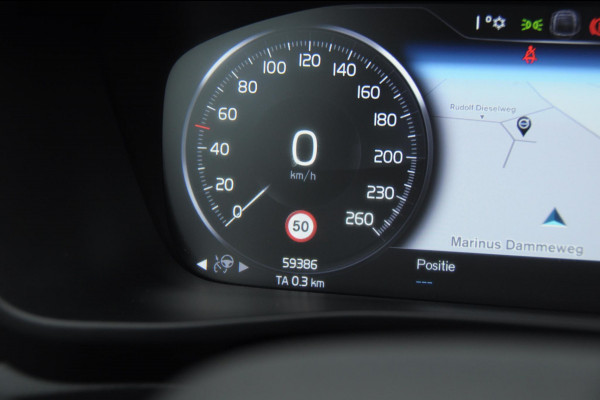 Volvo XC40 T3 163PK Automaat R-Design Adaptieve cruise control / Leder met alcantara bekleding / Parkeersensoren met camera / Trekhaak / stoel - en stuurverwarming / Apple carplay