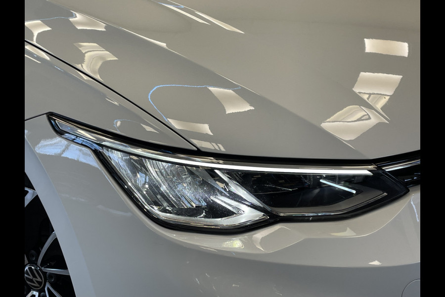 Volkswagen Golf 1.0 eTSI Life DSG Panoramadak Adaptive-Cruise 24 maanden garantie mogelijk (*vraag naar de voorwaarden)