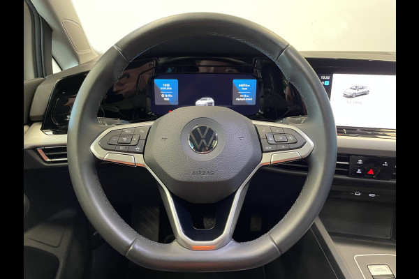 Volkswagen Golf 1.0 eTSI Life DSG Panoramadak Adaptive-Cruise 24 maanden garantie mogelijk (*vraag naar de voorwaarden)
