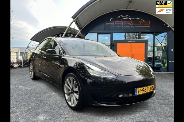 Tesla Model 3 Standard RWD Plus 60 kWh SOH 100% Trekhaak (1.000kg) 19 INCH Velgen Rijklaarprijs!