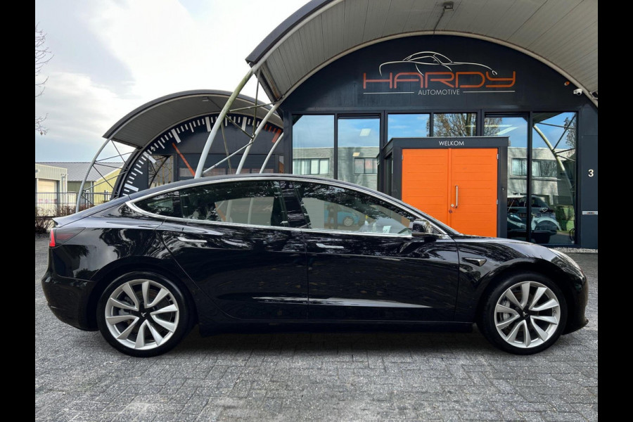 Tesla Model 3 Standard RWD Plus 60 kWh SOH 100% Trekhaak (1.000kg) 19 INCH Velgen Rijklaarprijs!