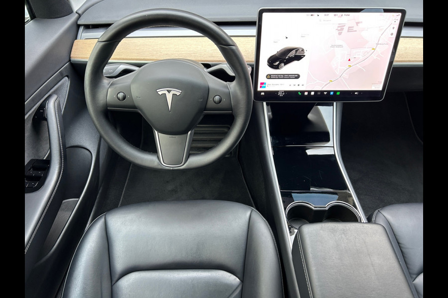Tesla Model 3 Standard RWD Plus 60 kWh SOH 100% Trekhaak (1.000kg) 19 INCH Velgen Rijklaarprijs!