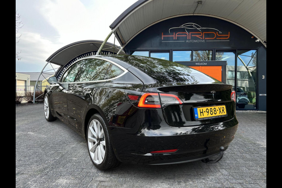 Tesla Model 3 Standard RWD Plus 60 kWh SOH 100% Trekhaak (1.000kg) 19 INCH Velgen Rijklaarprijs!